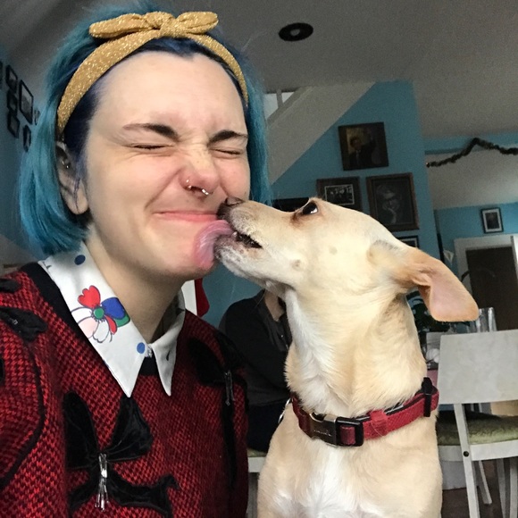 Meet your Posher, Hayley - Picture 4 of 4